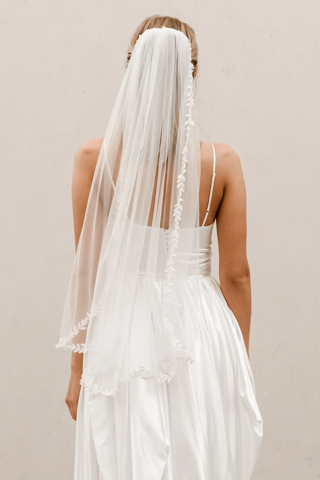 Bride Veil - Pearl Beaded