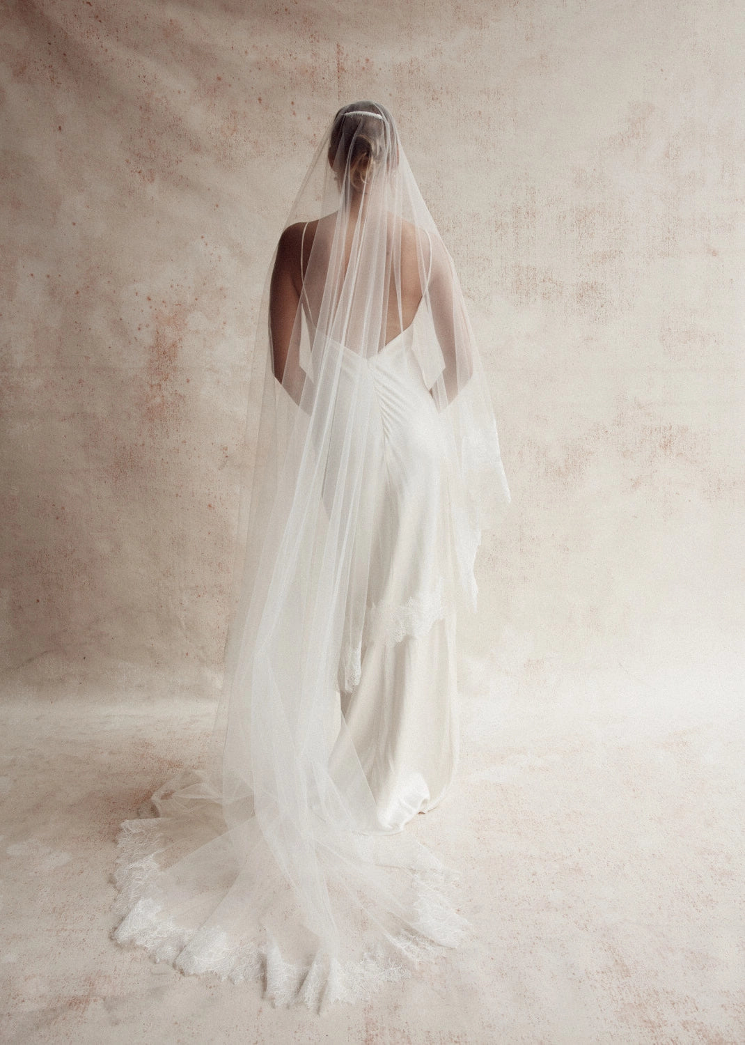 Bride Veil - Harper Trimmed Lace