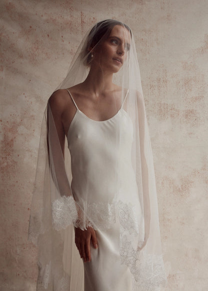 Bride Veil - Harper Trimmed Lace