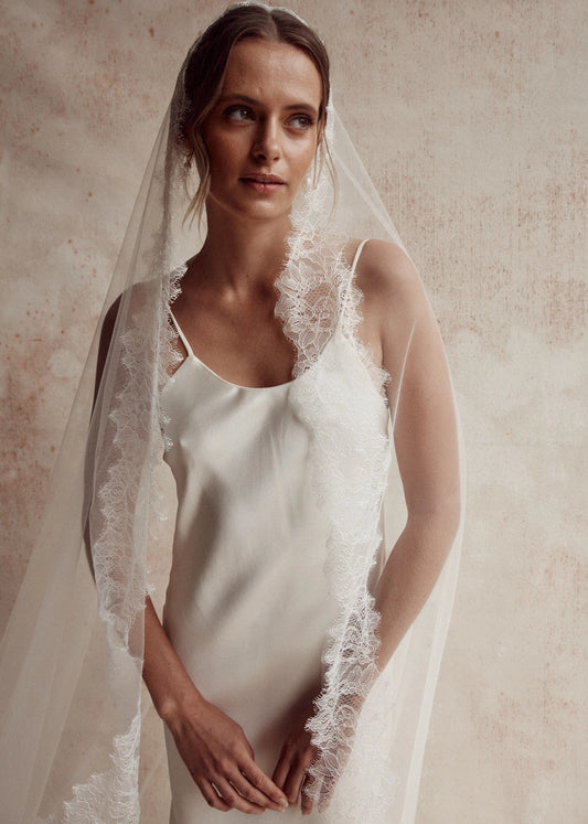 Bride Veil - Emmy Mantilla
