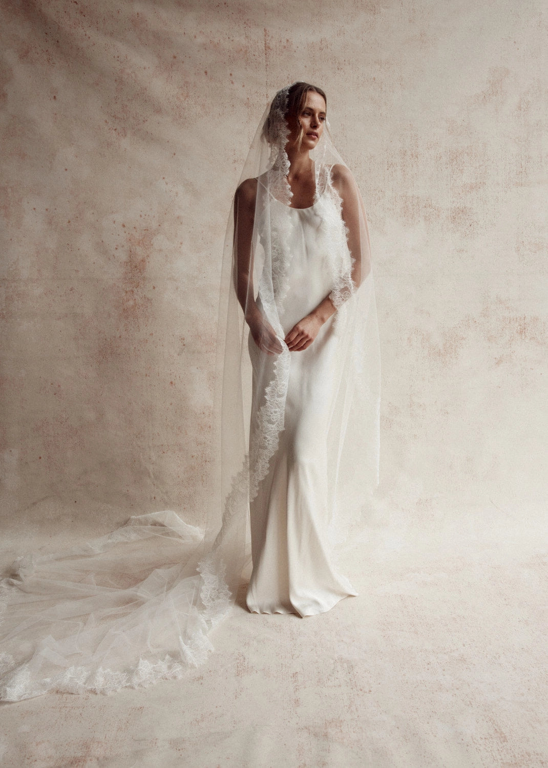 Bride Veil - Emmy Mantilla