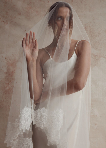 Bride Veil - Harper Trimmed Lace