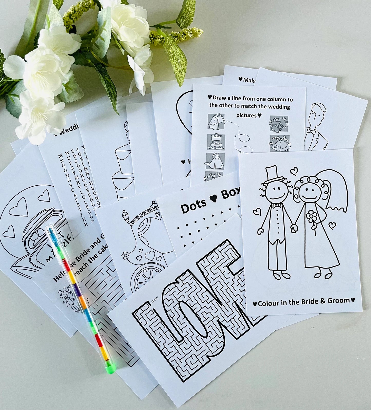 Kids Wedding Colouring Book w Pen