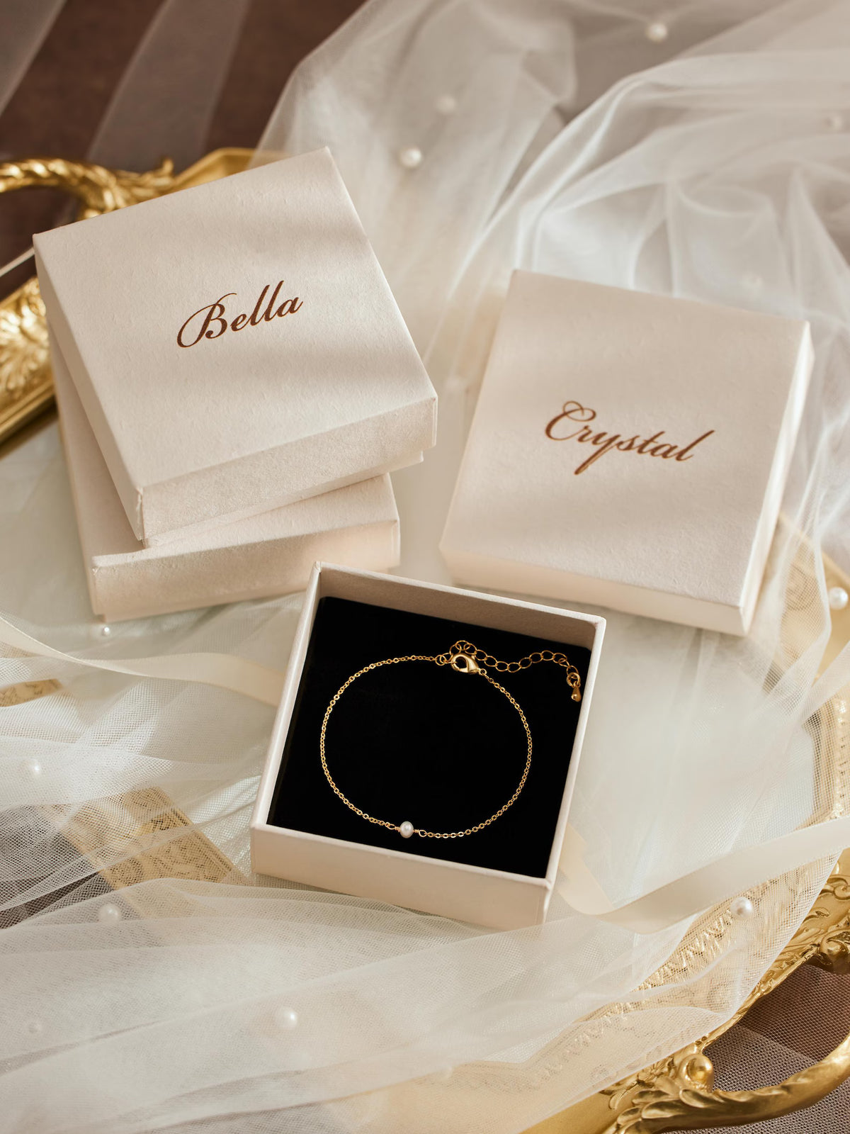 Personalised Bridesmaid Jewellery Box – Pearl Bracelet Gift Set
